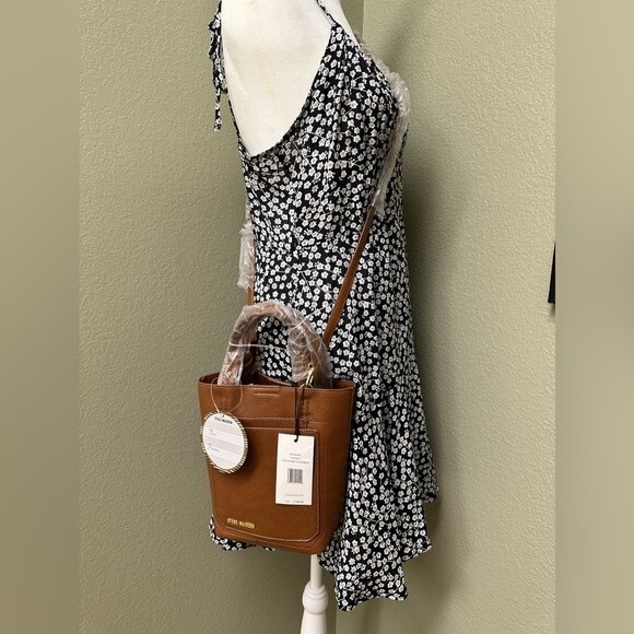 Steve Madden brown leather crossbody purse - Picture 2 of 5